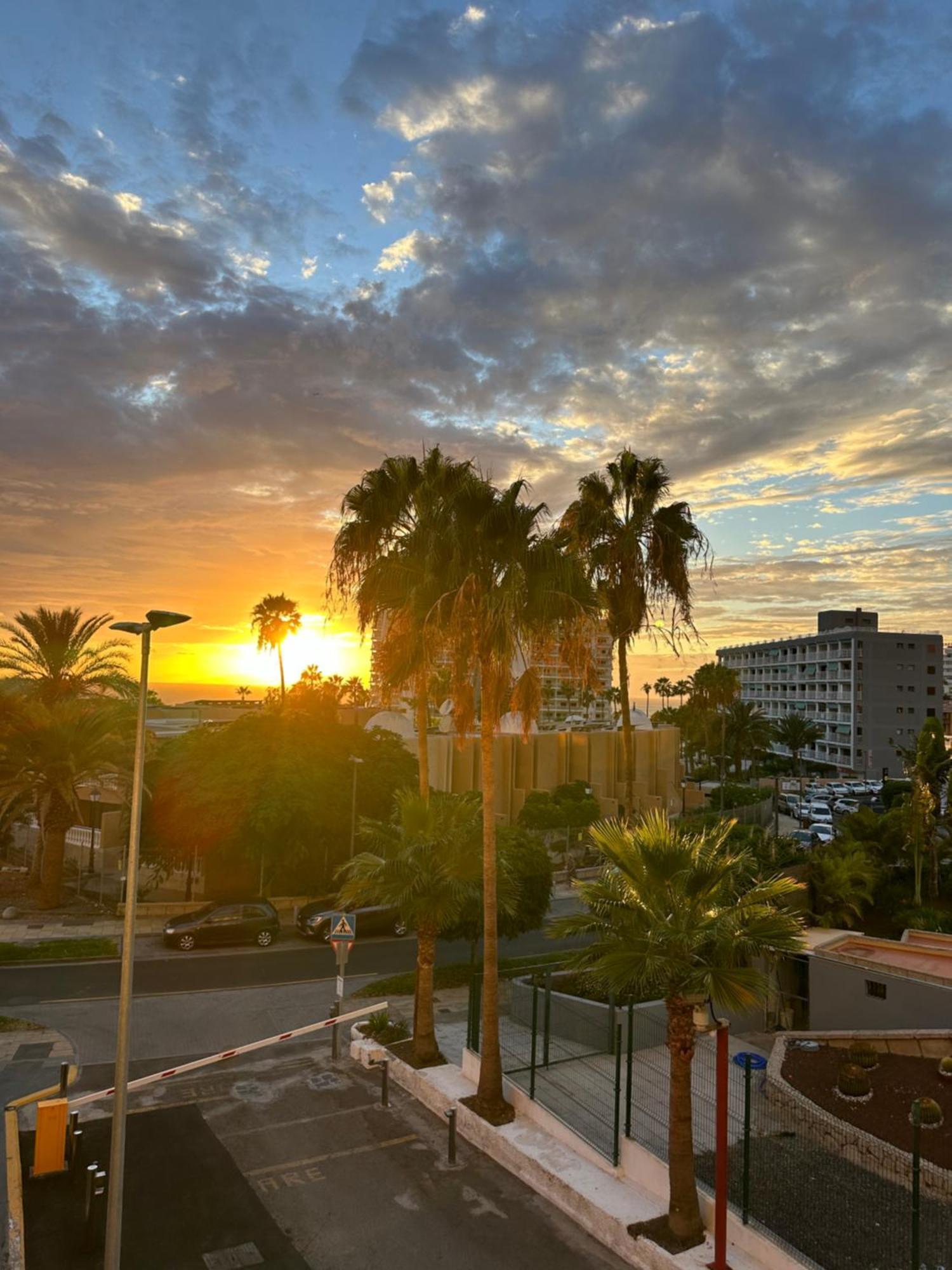 Sunset Tenerife Playa de las Américas Extérieur photo